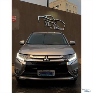 Segue o ritmo de revisões gerais para o final de ano. Desta vez recebemos uma Mitsubishi New Outlander para revisão de 40.000 km.
.
Através do equipamento para teste detectamos que a bateria do veículo já estava no final da vida útil, substituímos e evitamos uma surpresa desagradável para o proprietário. Também realizamos a troca do fluido hidráulico além das pastilhas dianteiras e traseiras do freio. Efetuamos a troca do óleo e filtro de óleo do motor, filtro de ar condicionado, filtro de ar do motor e da correia auxiliar de acessórios do motor.
.
Conte conosco para manutenção preventiva de seu veículo importado ou nacional.
.
Mecansete - Excelência em Reparação Automotiva.
.
#mitsubishi #outlander #car #auto #mecanica #maintenance #automoveis #oficina #setelagoas #mg #mecansete #jdm